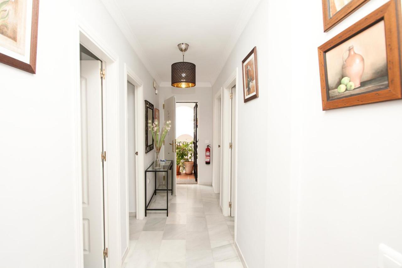 Residencial Aljamar Apartment เนร์คา ภายนอก รูปภาพ