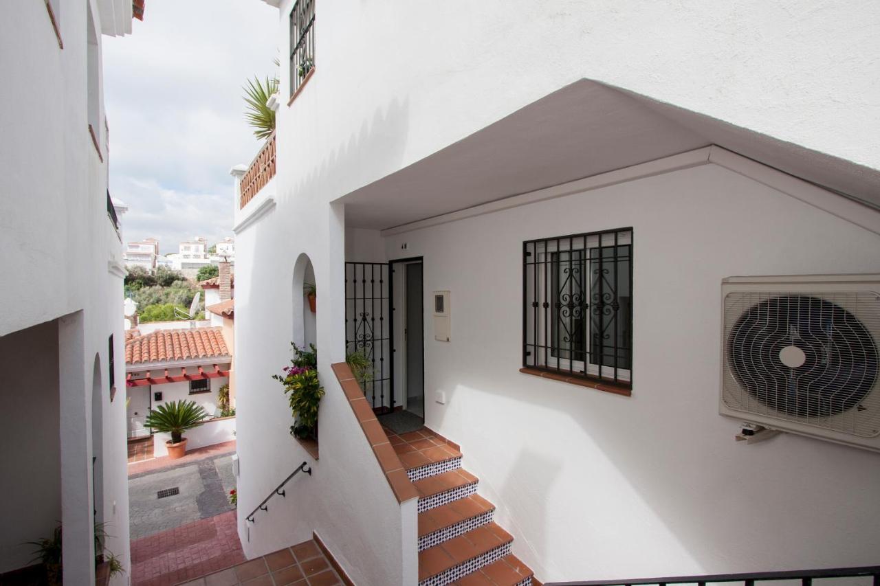 Residencial Aljamar Apartment เนร์คา ภายนอก รูปภาพ